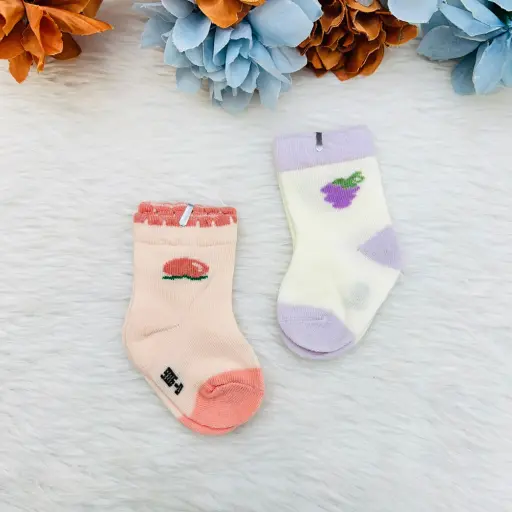 Pair of soft skin friendly baby socks with cartoon prints 5