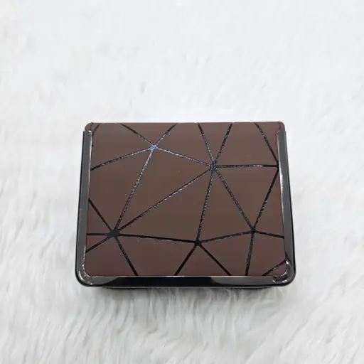 Sling Clutch Hand Purse For Women With A Geometric Pattern And Metal Frame