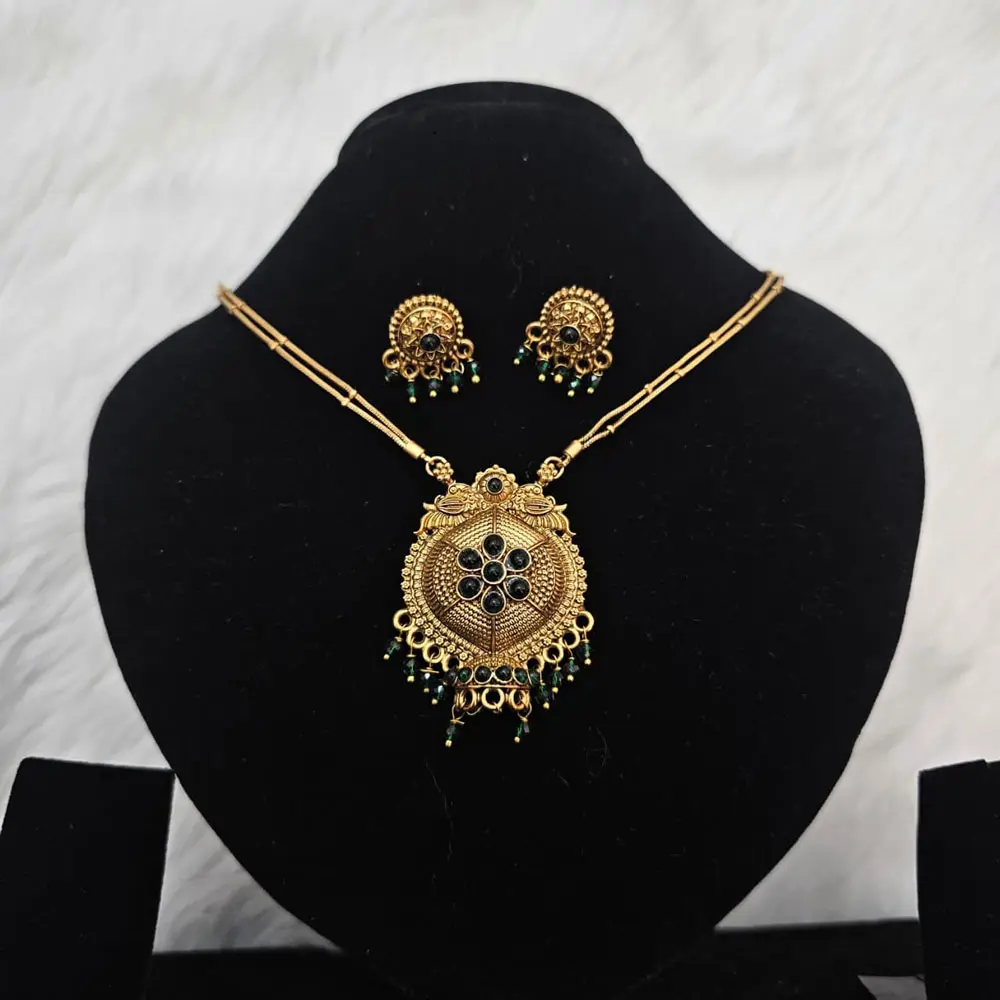 Gold Plated Kerala Traditional Green Palakka Pendant Necklace Set With Stud Earrings